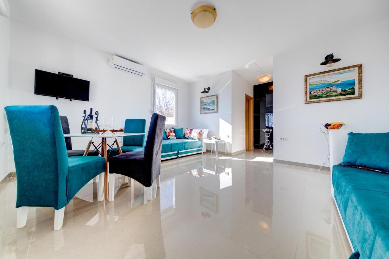 Holiday Home Marija Budva Bagian luar foto