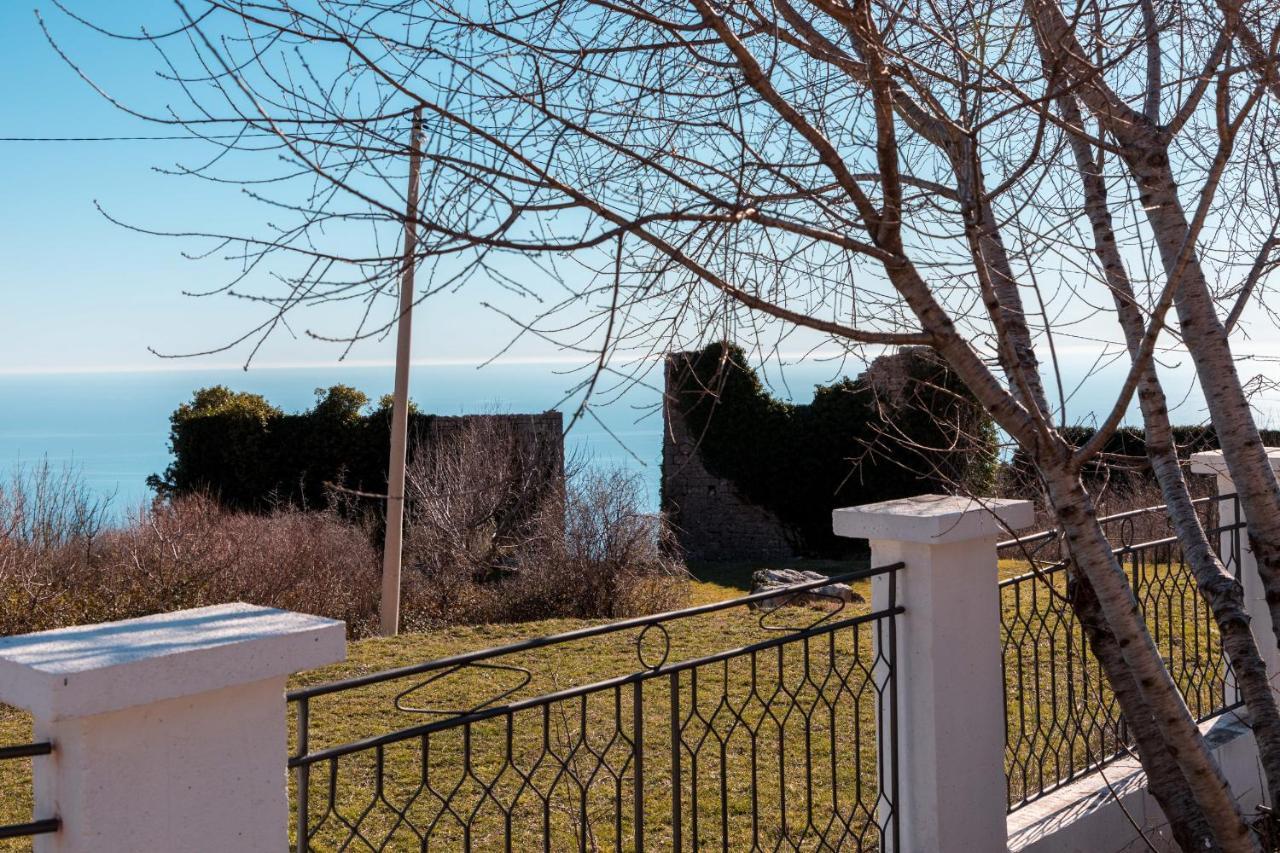 Holiday Home Marija Budva Bagian luar foto