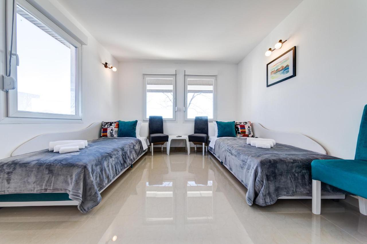 Holiday Home Marija Budva Bagian luar foto