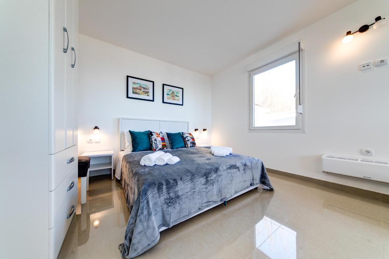 Holiday Home Marija Budva Bagian luar foto